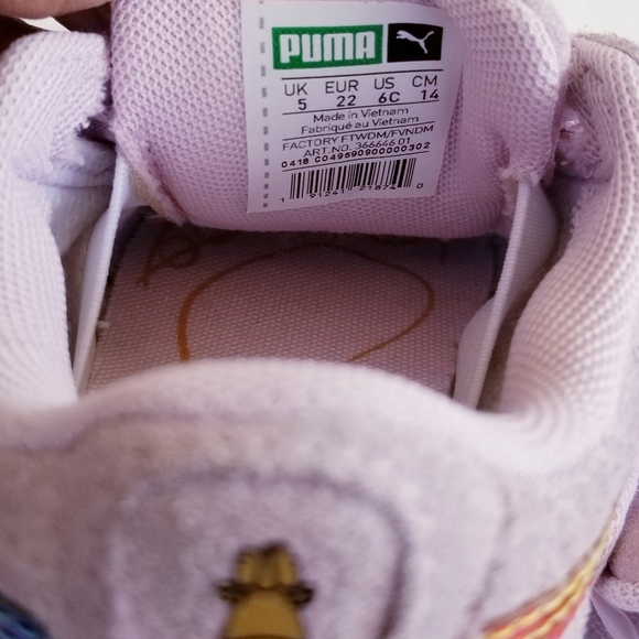 Girls PUMA Despicable Me Unicorn Shoes - Picture 10 of 14
